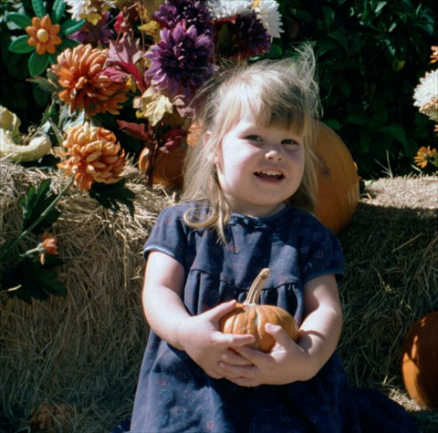 ashley.jpg (69157 bytes)